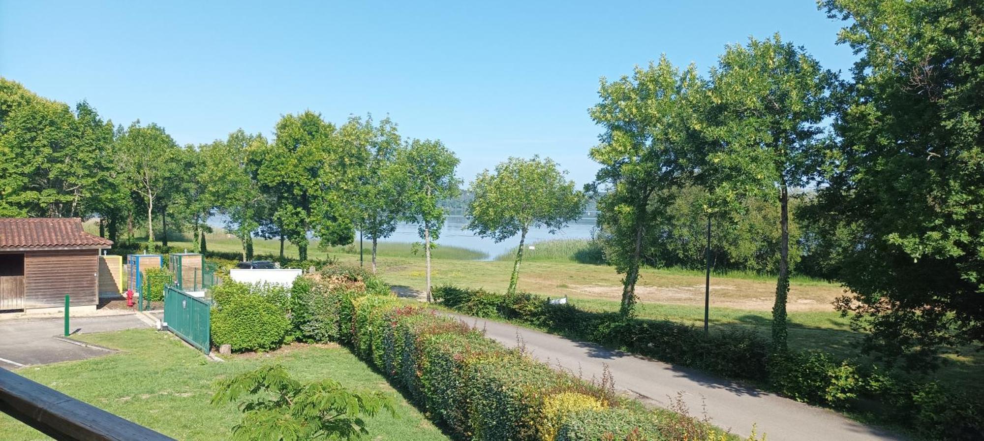 Les Terrasses Du Lac Piscine Et Vue Lac A4 Aureilhan  المظهر الخارجي الصورة